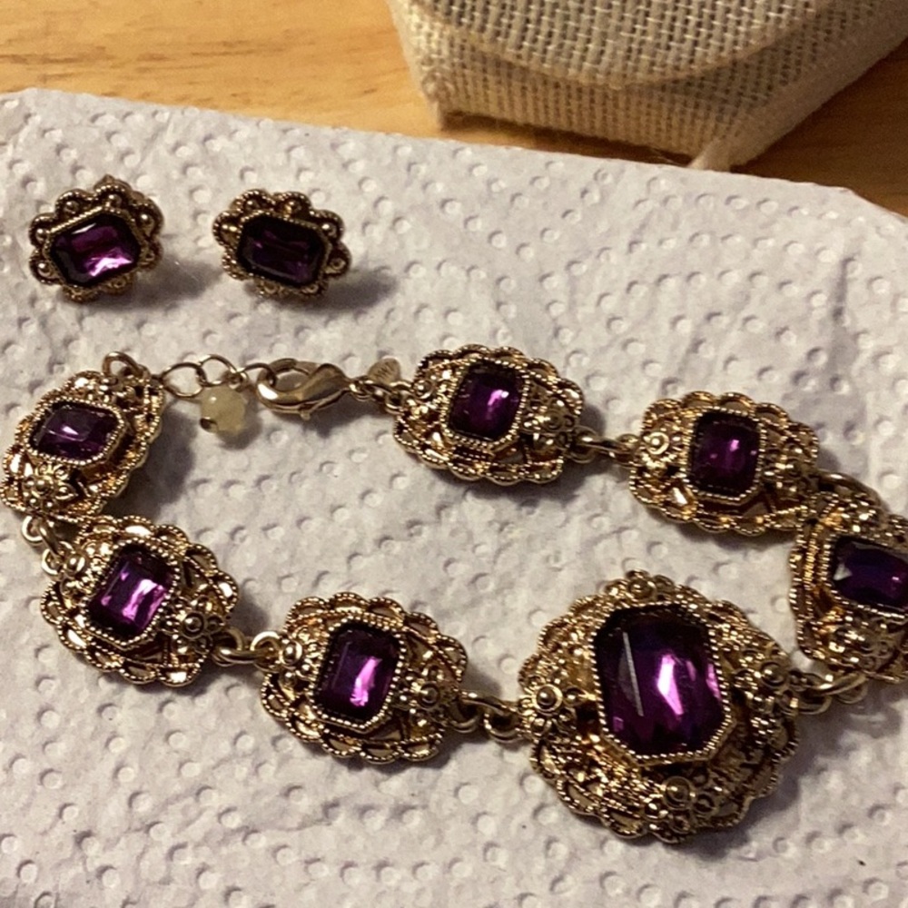 Vintage, jewelry set , emerald cut .